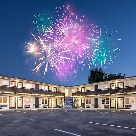 California Inn アナハイム エクステリア 写真