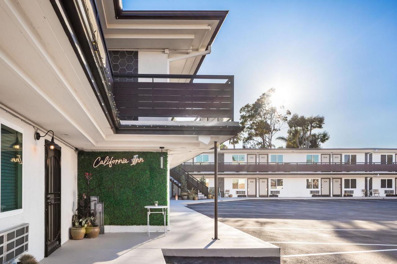 California Inn アナハイム エクステリア 写真