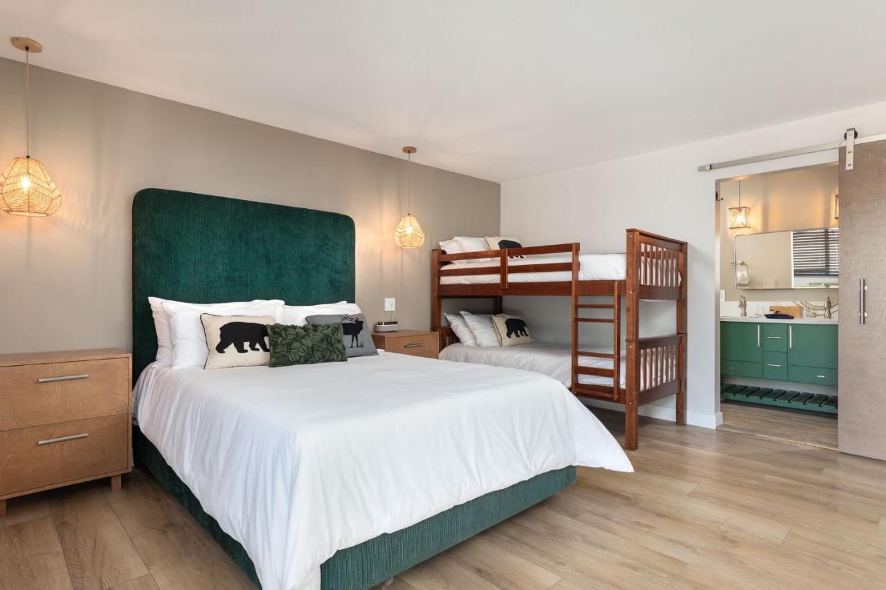 California Inn アナハイム エクステリア 写真