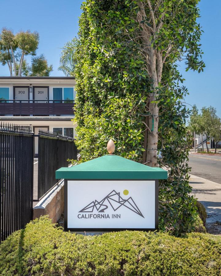California Inn アナハイム エクステリア 写真