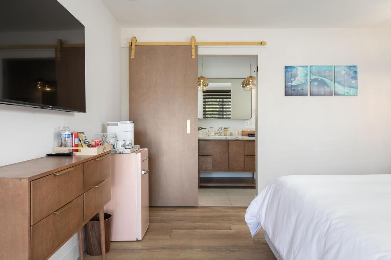 California Inn アナハイム エクステリア 写真