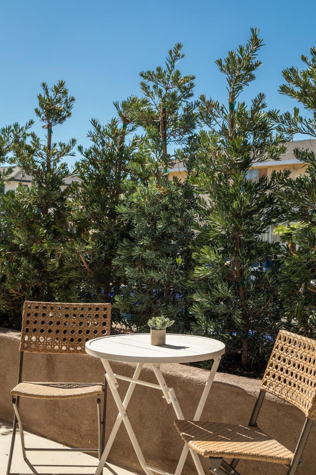 California Inn アナハイム エクステリア 写真